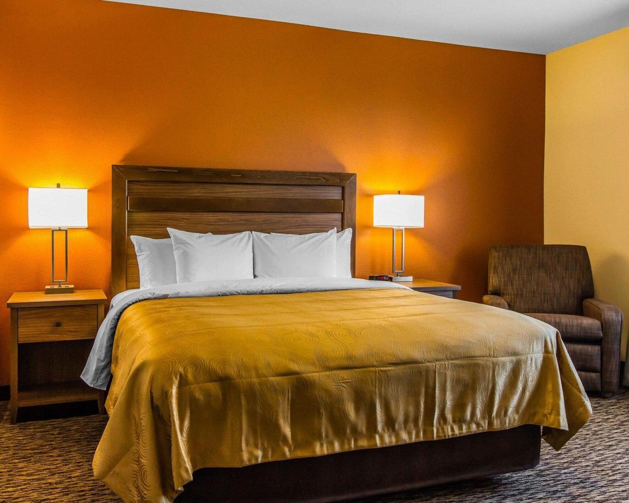 Mainstay Suites Watford City - Event Center Bagian luar foto