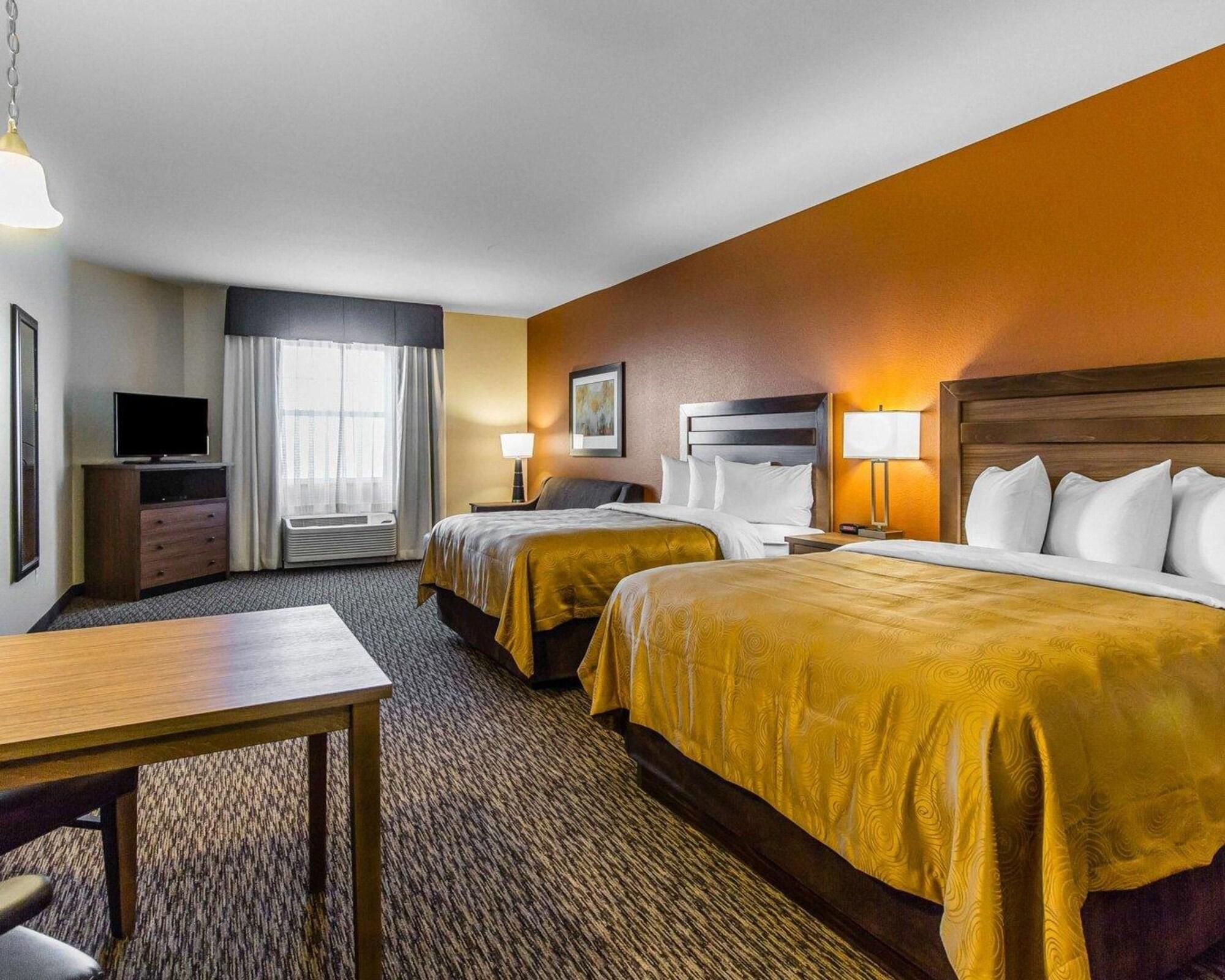 Mainstay Suites Watford City - Event Center Bagian luar foto