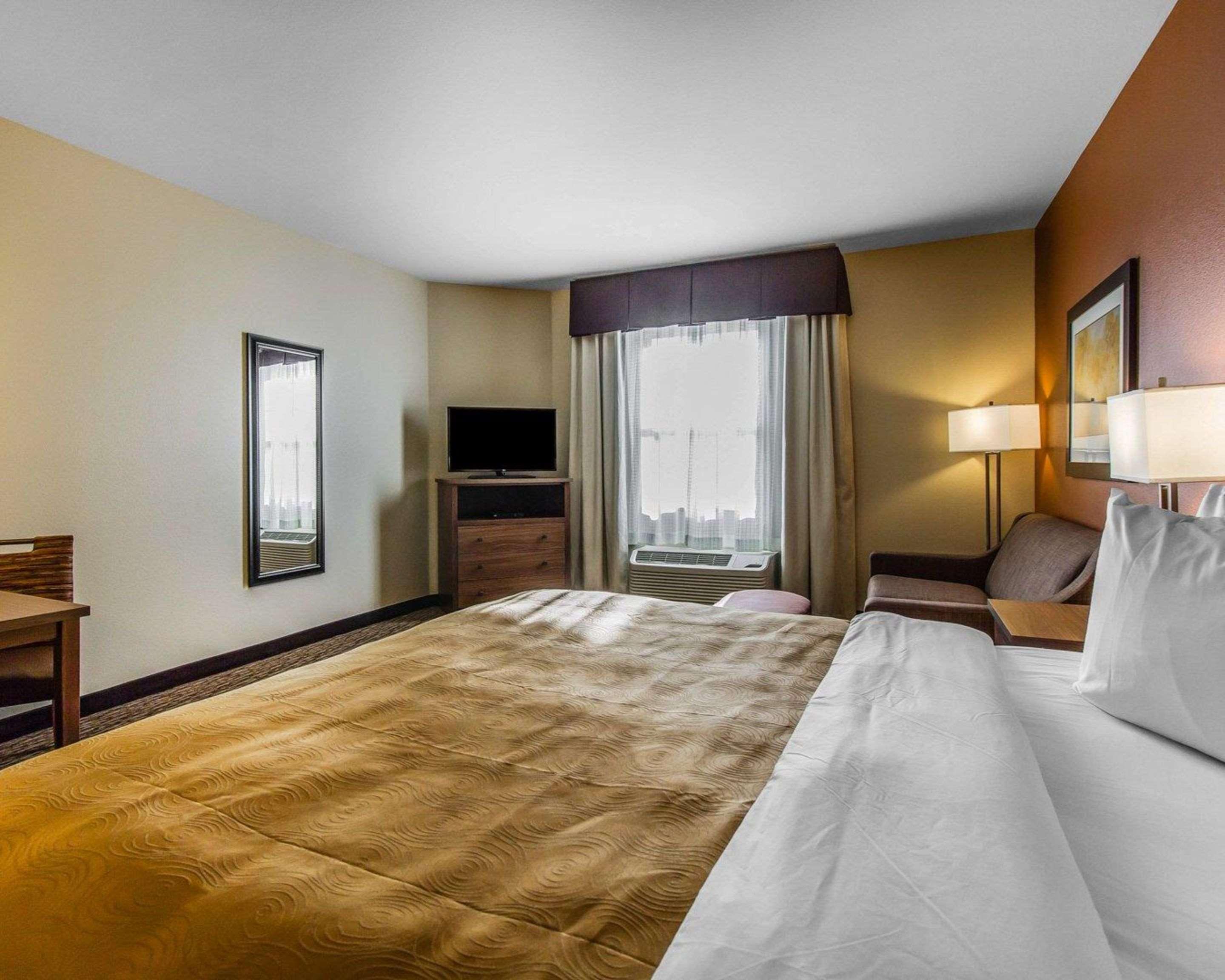 Mainstay Suites Watford City - Event Center Bagian luar foto