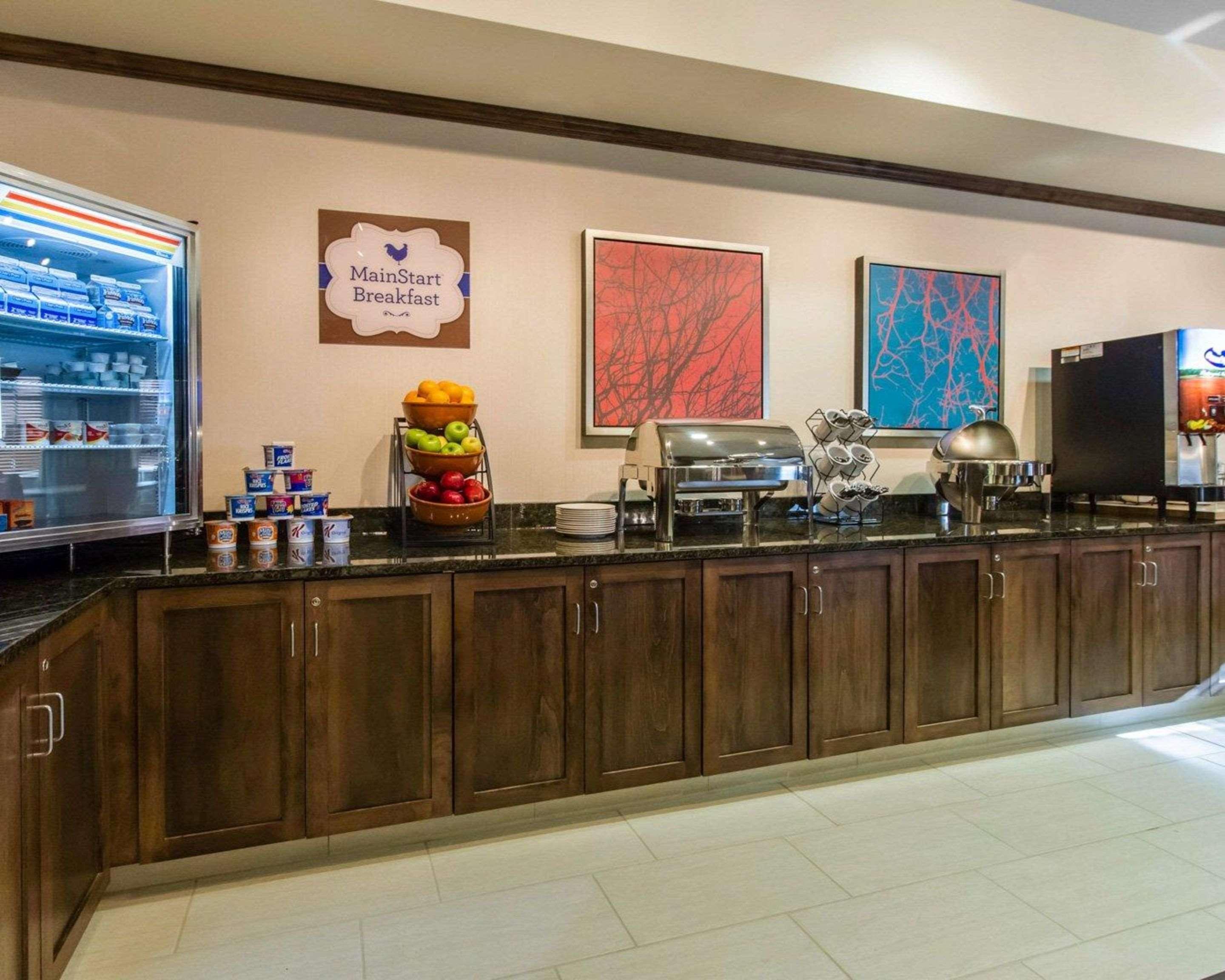 Mainstay Suites Watford City - Event Center Bagian luar foto