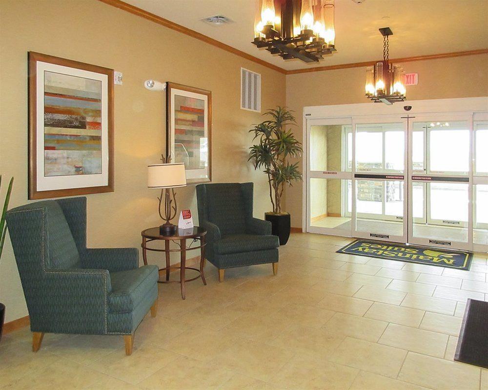Mainstay Suites Watford City - Event Center Bagian luar foto