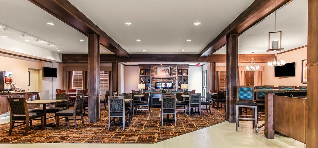 Mainstay Suites Watford City - Event Center Bagian luar foto